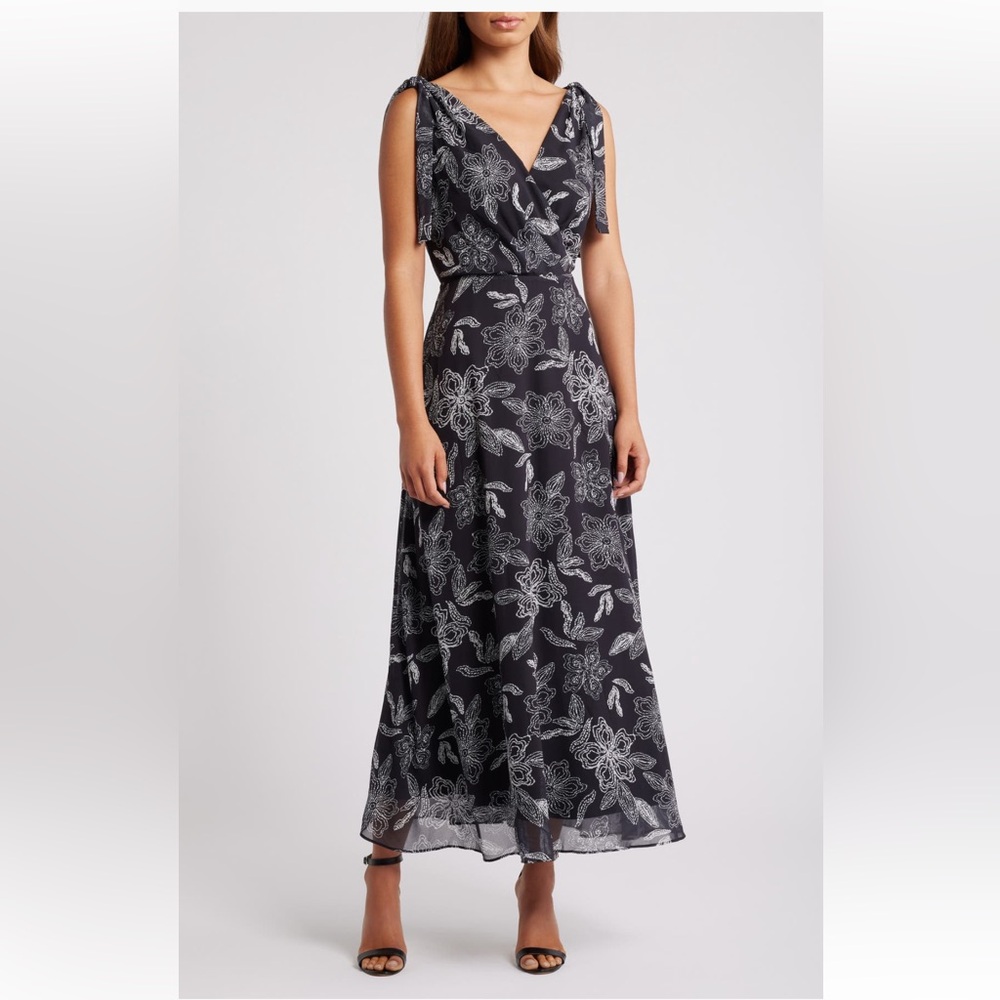 Chelsea28 Tie Shoulder Maxi Dress